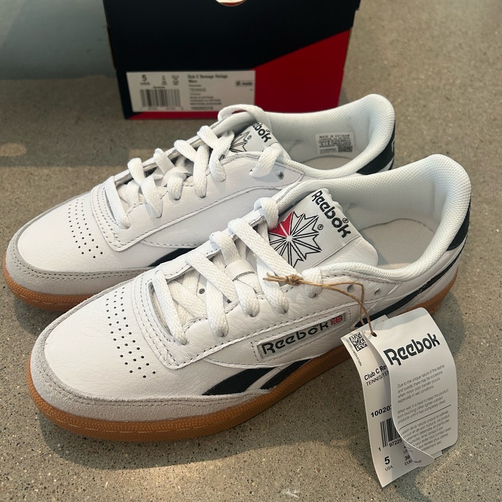 Reebok White and Black Sneakers